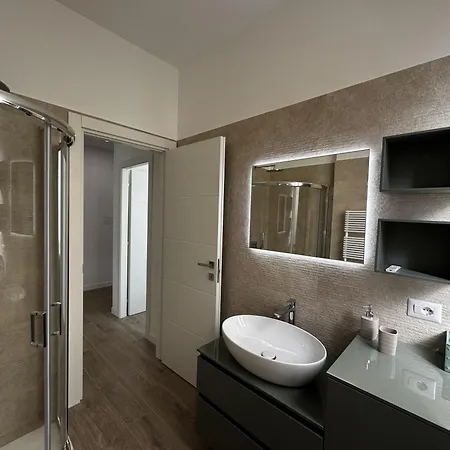 Aventino Lavinia * Rome